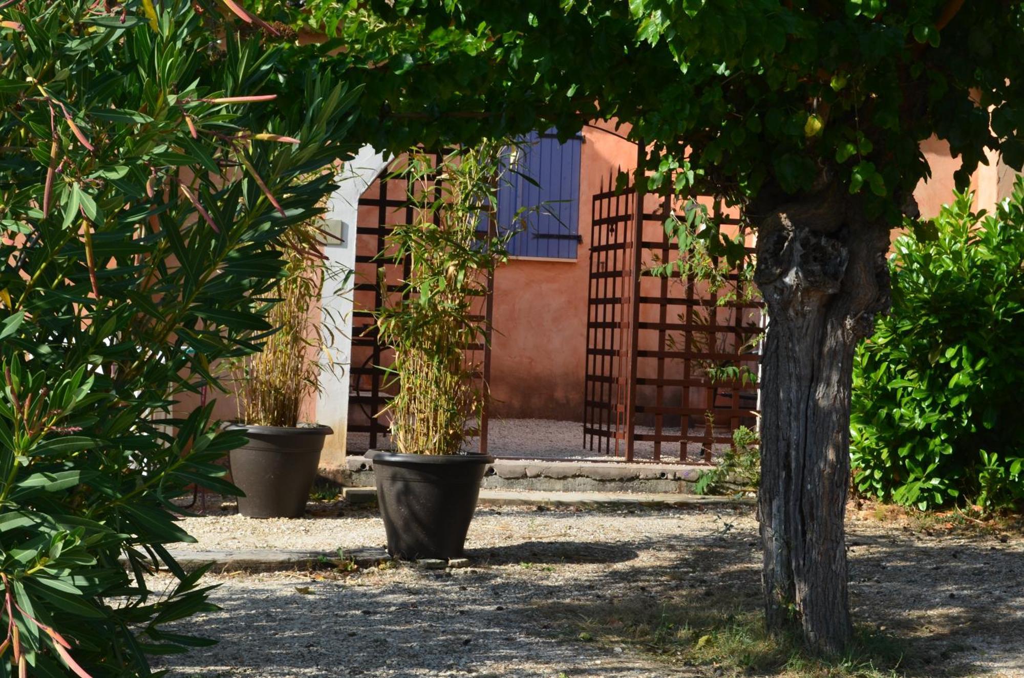 Studios Et Gite La Sauvasse Vagnas Экстерьер фото